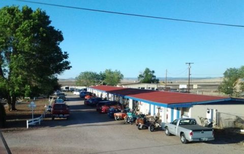 There’s A Themed Hotel In The Middle Of Nowhere In Arizona You’ll Absolutely Love