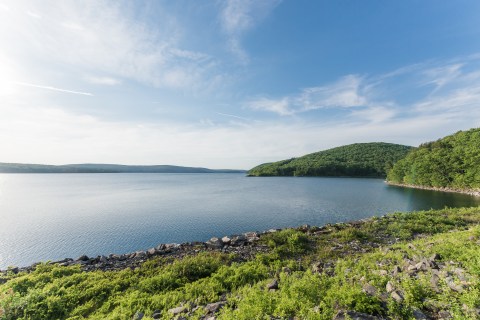 The Sinister Story Behind This Popular Massachusetts Lake Will Give You Chills