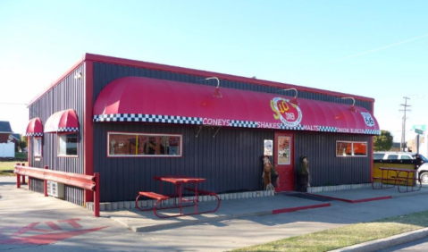 The Unassuming Restaurant In Oklahoma That Serves The Best Fried Onion Burger You'll Ever Taste