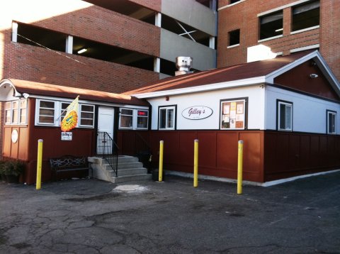 Everyone Goes Nuts For The Hamburgers At This Nostalgic Eatery In New Hampshire