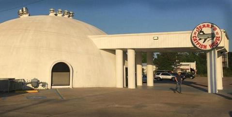 The Unassuming Restaurant In Mississippi That Serves The Best Fried Catfish You'll Ever Taste