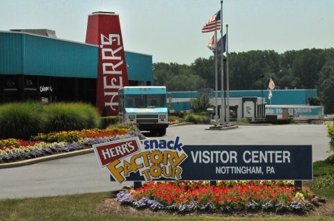 It's Impossible Not To Love This Awesome Potato Chip Factory Tour In Pennsylvania