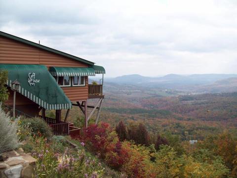 The 11 Unique Arkansas Restaurants That Absolutely Have To Go On Your Bucket List