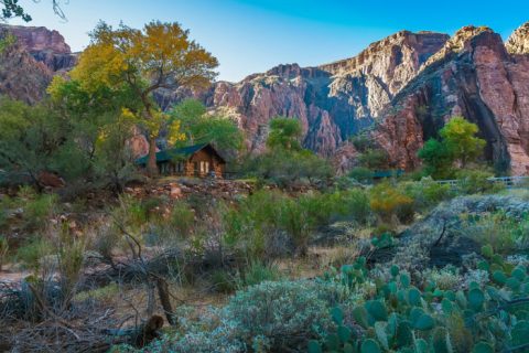 There’s A Restaurant Hiding At The Bottom Of The Grand Canyon That’s Only Accessible By Hike