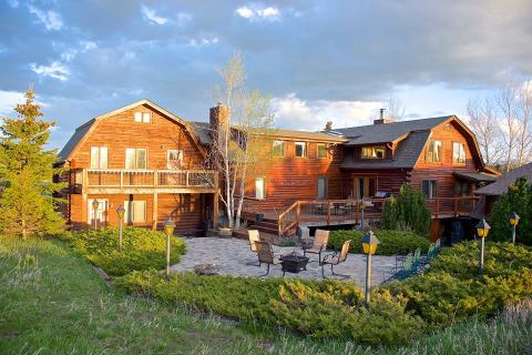 The One Place To Sleep In Montana That's Beyond Your Wildest Dreams