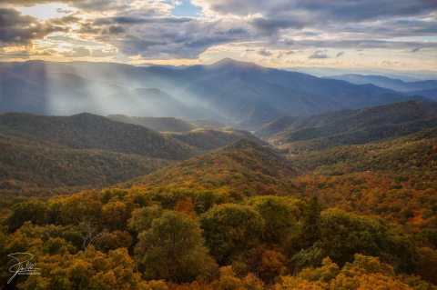 The Awesome Hike In North Carolina That Will Take You Straight To An Abandoned Fire Tower