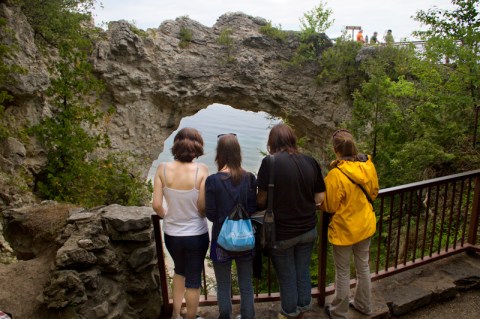 9 Amazing Natural Wonders Hiding In Plain Sight In Michigan — No Hiking Required