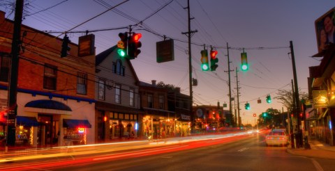 You'll Absolutely Love These 8 Charming, Walkable Streets In Louisville