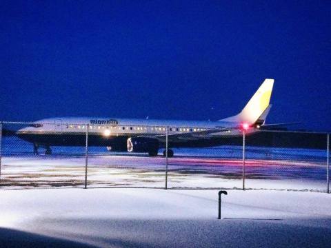 You Can Watch Planes Land At This Underrated Restaurant In Pennsylvania