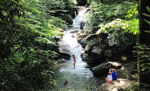 The Swimming Spot In North Carolina You Must Visit Before Summer's Over