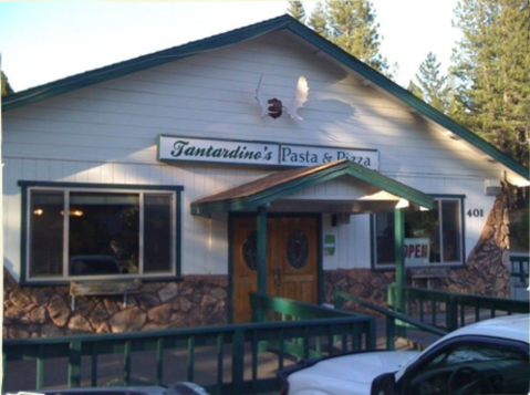 The Little Hole-In-The-Wall Restaurant That Serves The Best Pizza In Northern California