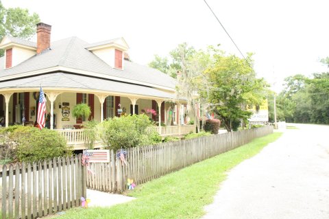 Experience The Sweet Side Of Alabama With A Visit To This Charming Candy Kitchen