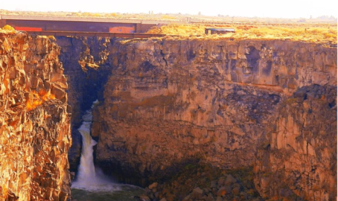 You've Probably Driven Over This Stunning Idaho State Park Without Even Knowing It