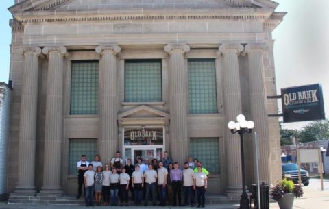 This Restaurant In Illinois Used To Be A Bank And You'll Want To Visit