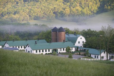 The Market Inside This Old Fashioned Dairy Barn Is The Cutest Lunch Spot In Virginia