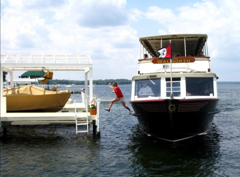 This Wisconsin Mailboat is One of the Last in the World and You Can Ride It