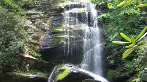 The Dreamy Waterfall Hike In Virginia Everyone Must Take At Least Once