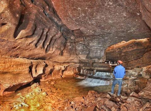 5 Caves Near Indianapolis That Are Like Entering Another World