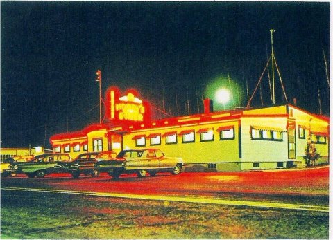 The Timeless Maine Restaurant Everyone Needs To Visit At Least Once