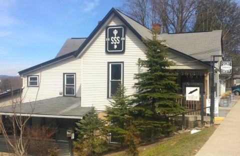 After Just One Bite You'll Be Hooked On The Sandwiches At This Amazing Restaurant In West Virginia