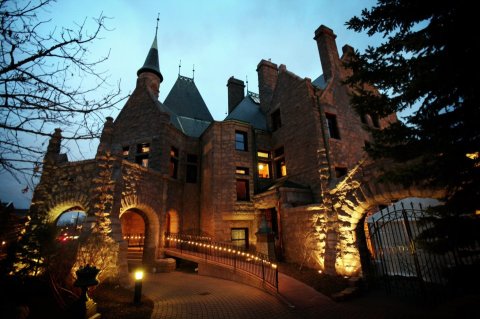 9 Captivating Castles You Won't Believe Are In Minneapolis-Saint Paul