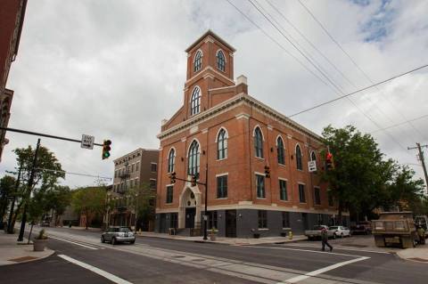 This Brewery In Cincinnati Used To Be A Church And You Need To See Inside