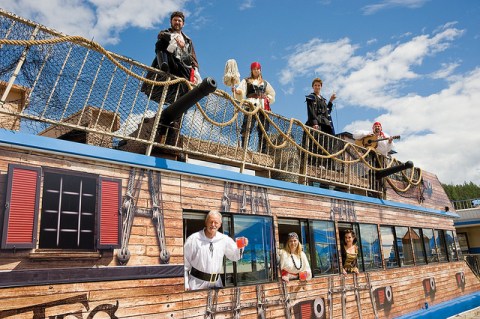 There’s A Moonlit Halloween River Cruise In Idaho And It’s A Frighteningly Good Time