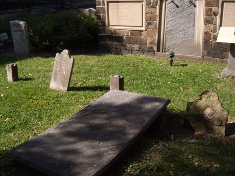 This Haunted Cemetery In Maryland Is Not For the Faint of Heart