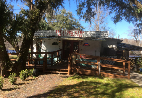 A Florida Restaurant That’s Way Out In The Boonies, Treasure Camp Is A Fun Place To Dine