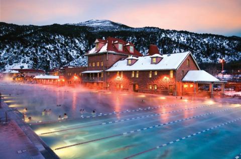 This Hot Springs Pool Near Denver Is All You Need For Fall