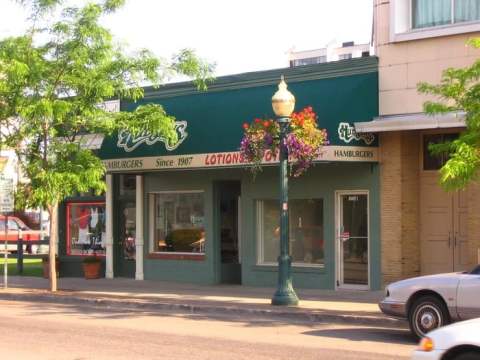 This Burger Shack In Idaho Is 110 Years Old And You Have To Visit