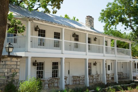 A Timeless Restaurant In Texas, The Stagecoach Inn Serves Scrumptious Southern Dishes