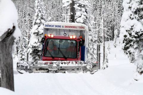 This Winter Sightseeing Tour In Idaho's Backcountry Is Absolutely Majestic