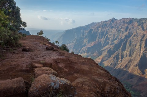 11 Of The Greatest Hiking Trails On Earth Are Right Here In Hawaii