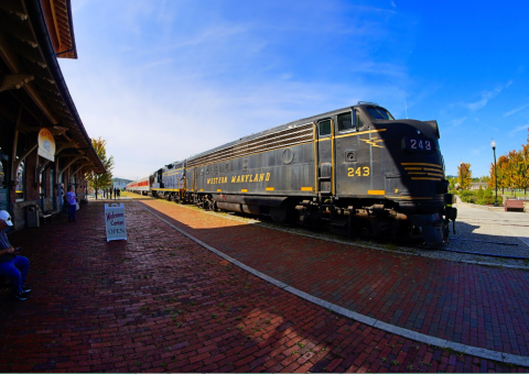 This Train In West Virginia Is Actually A Restaurant And You Need To Visit