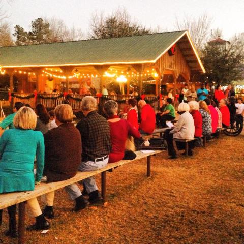 The Christmas Village In Mississippi That Becomes Even More Magical Year After Year