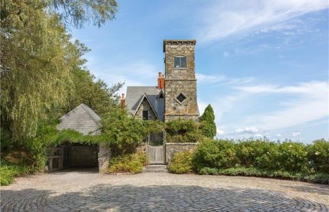 The Hidden Castle In Maine That Almost No One Knows About