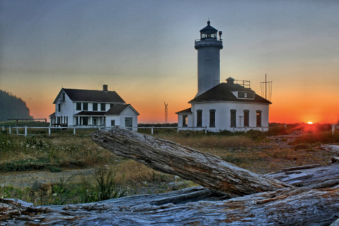 These 7 Washington Hiking Trails Lead To Some Incredible Pieces Of History