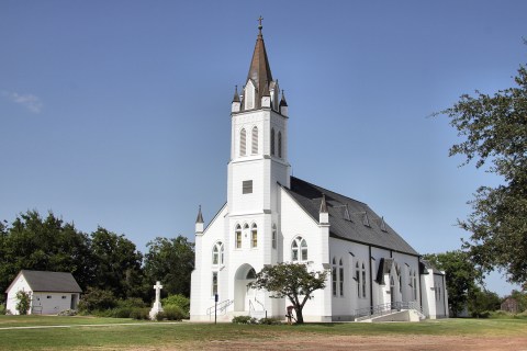 The Little-Known Church Hiding In Texas That Is An Absolute Work Of Art