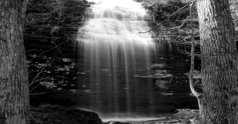 Walk Behind A Waterfall For A One-Of-A-Kind Experience In Arkansas