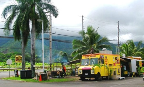 Travel Off The Beaten Path To Try The Most Mouthwatering Chicken In Hawaii