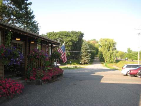 This Remote Restaurant Near Minneapolis Will Make You Feel A Million Miles Away From Everything