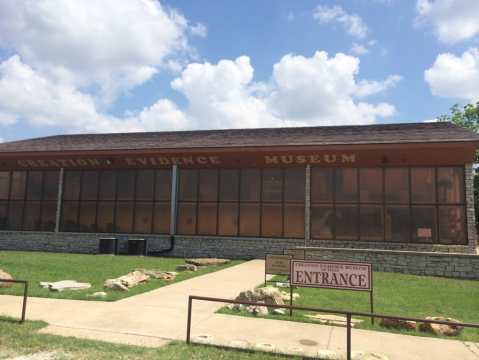 This Roadside Attraction Near Dallas - Fort Worth Is The Most Unique Thing You’ve Ever Seen