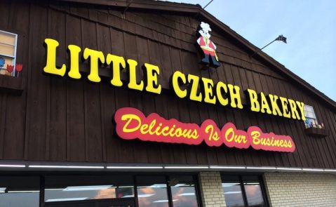 This Tiny Shop In Dallas - Fort Worth Area Serves Kolaches To Die For