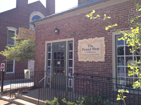 There’s A Virginia Shop Solely Dedicated To Peanuts And You Have To Visit