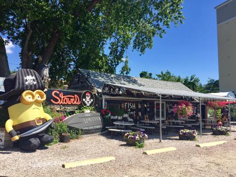 This Amazing Seafood Shack On The Connecticut Coast Is Absolutely Mouthwatering