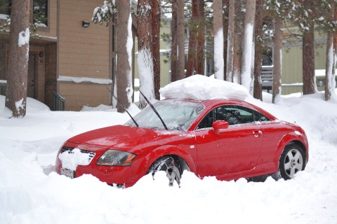 10 Things No One Tells You About Surviving A New Hampshire Winter