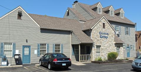 This Charming Cottage Restaurant In Kentucky Has The Best Fried Chicken In the World