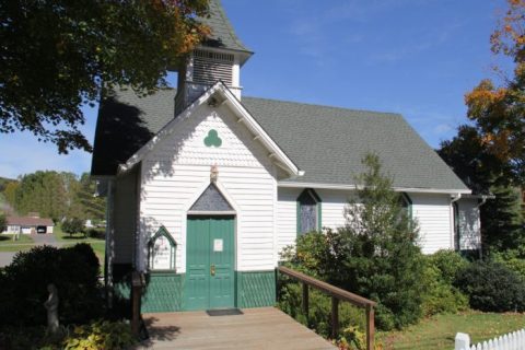 The Little-Known Church Hiding In North Carolina That Is An Absolute Work Of Art