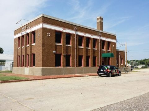 The Scrumptious Restaurant In Kansas That Was Once A Railroad Station